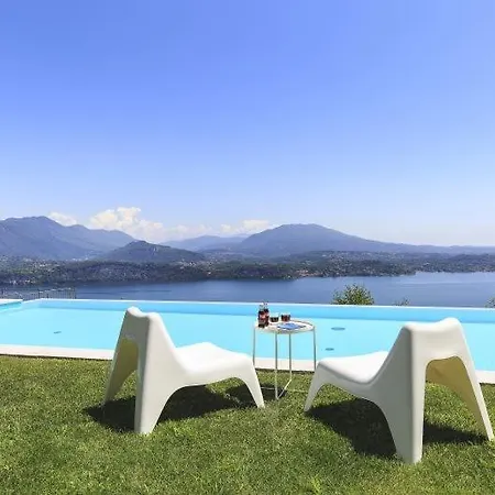 Magognino Sleeps 6 Pool Air Con Wifi Stresa